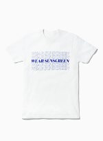 Camiseta con protector solar para niños